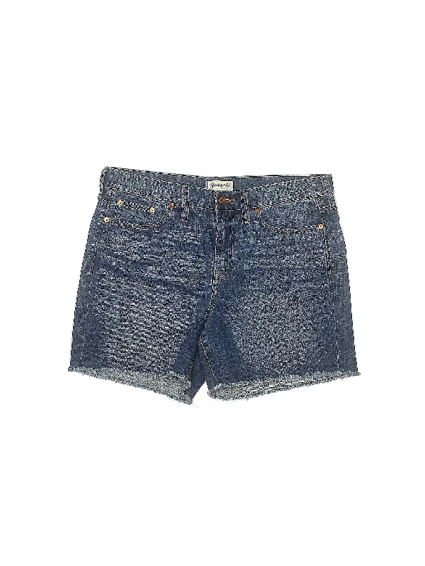 Mid-Rise Denim Shorts in Medium Wash